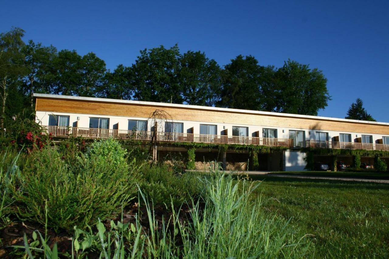 Logis Hotel Du Lac Neuvic  Pokoj fotografie